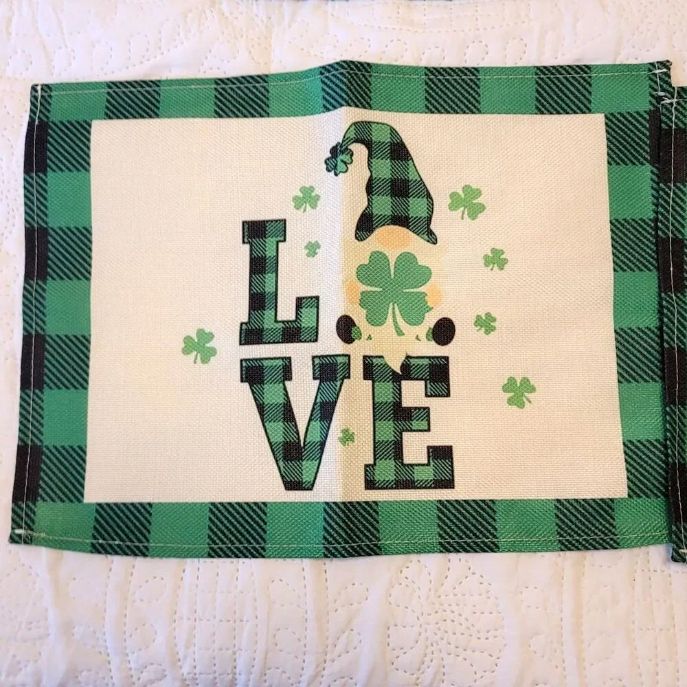 SharkBliss 4 PK St Patty's Day Decor Burlap Fabric Placemats
